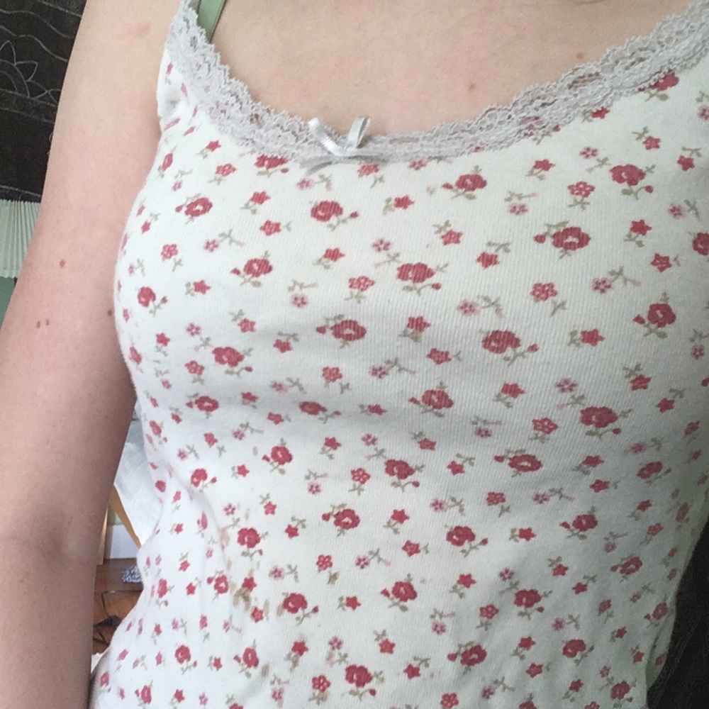 brandy melville red flowers tank top